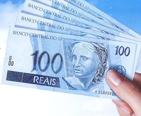  Governo confirma salário mínimo de R$ 1.621 em 2026