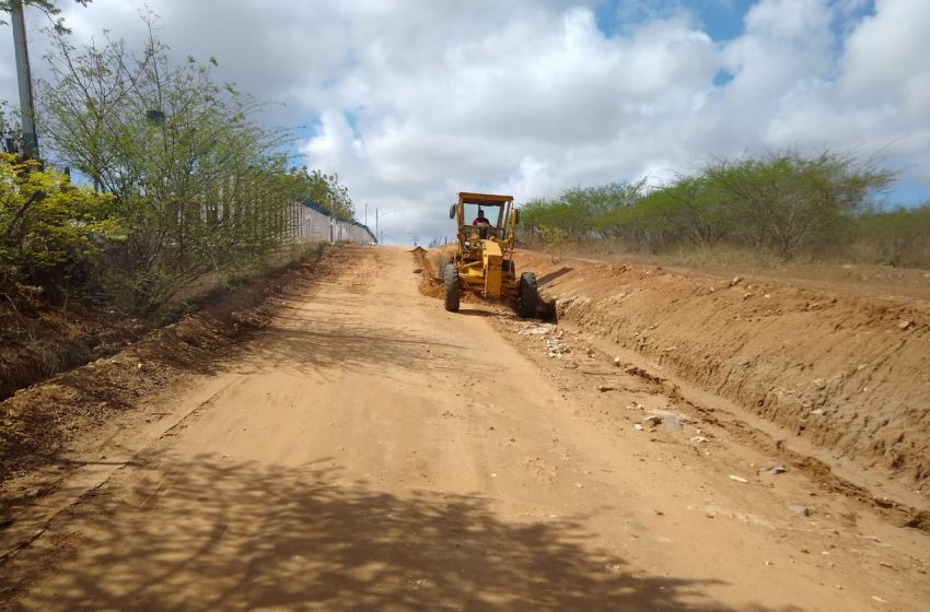  Prefeitura de Santa Cruz faz manutenção de estradas na zona rural afetadas pelas chuva