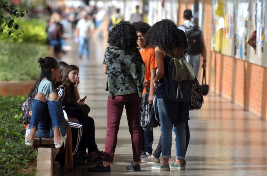  Educação Termina nesta terça-feira prazo para adesão de universidades ao Sisu