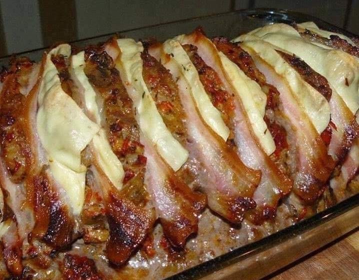  Lombo de Porco Recheado com Queijo e Bacon