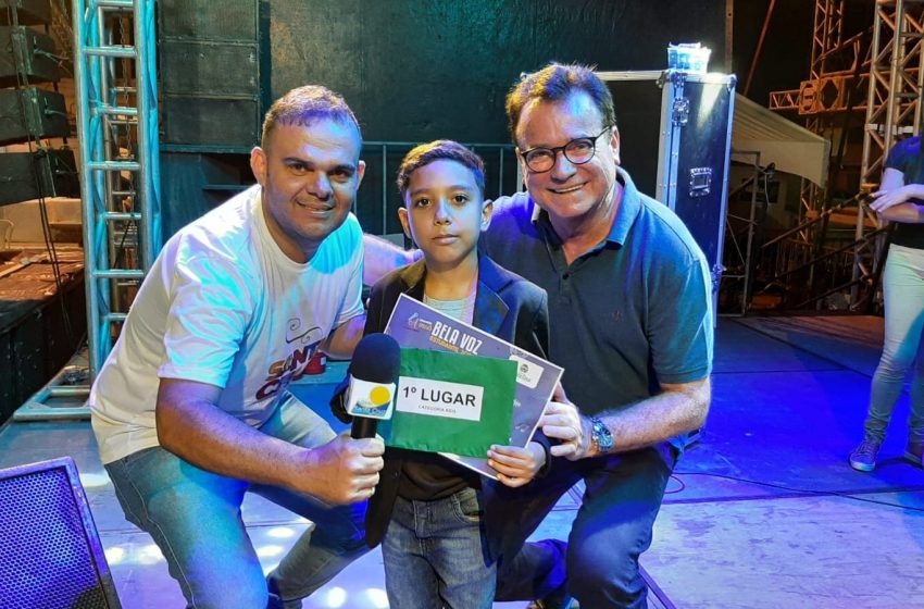  Estudante da escola municipal Palmira Barbosa vence a categoria Kids do A Mais Bela Voz Estudantil