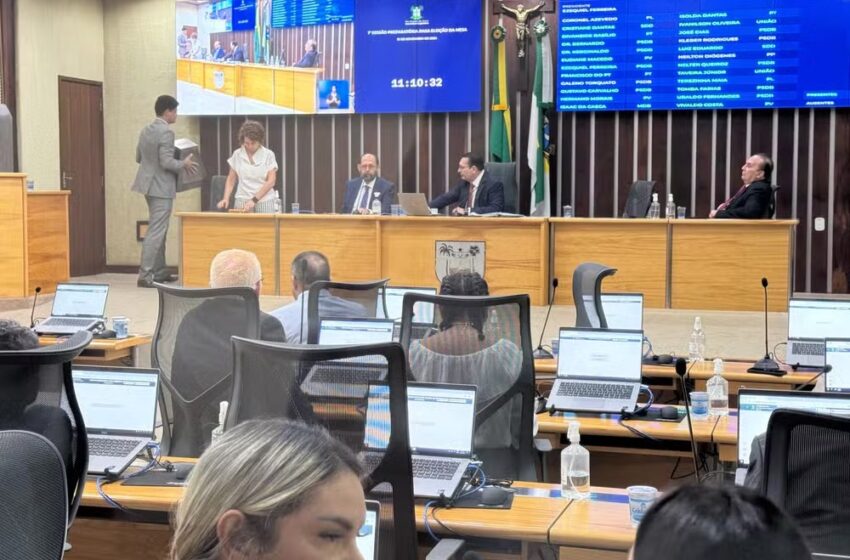  Ezequiel Ferreira (PSDB) é reeleito presidente da Assembleia Legislativa do RN