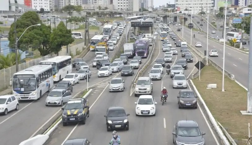  Governo muda projeto, e IPVA seguirá isento para veículos acima de 10 anos