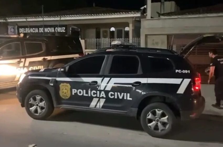  Homem é preso após agredir e esganar ex-companheira no interior do RN; vítima teve casa danificada