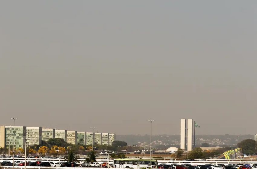 Servidores públicos têm até o dia 30 de abril para validar cadastro