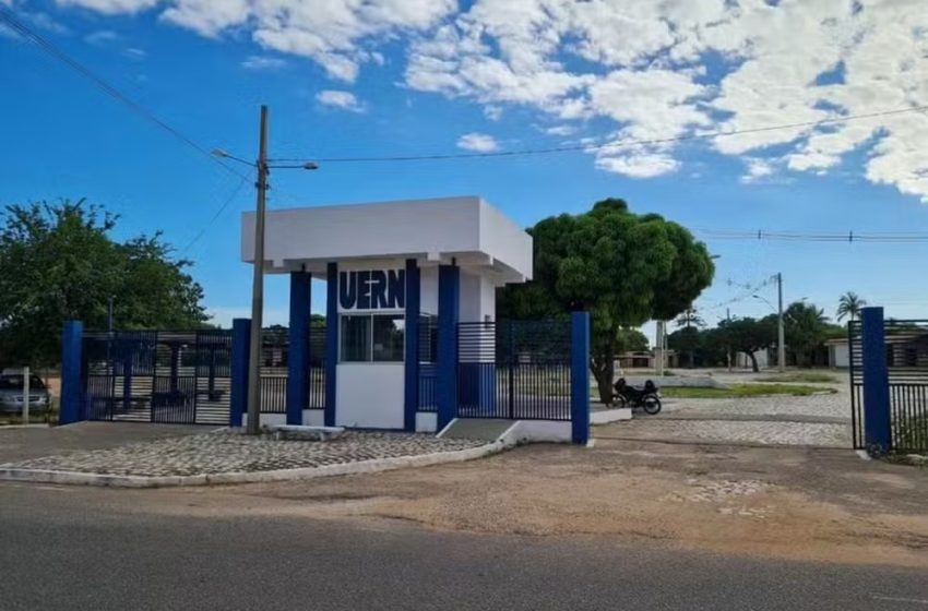 UERN cancela concurso público para vagas de professor; identidades de candidatos foram reveladas a examinadores