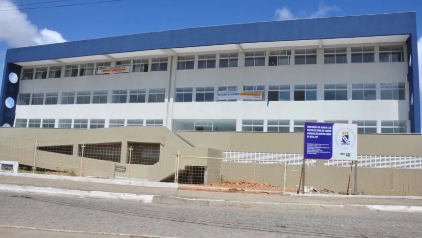 Uern inicia devolução da taxa de inscrição do concurso para professores anulado