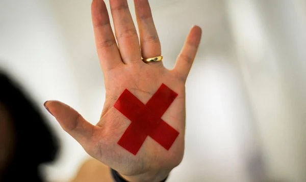  Lei proíbe uso de nome ou imagem de vítimas de feminicídio e violência doméstica no RN