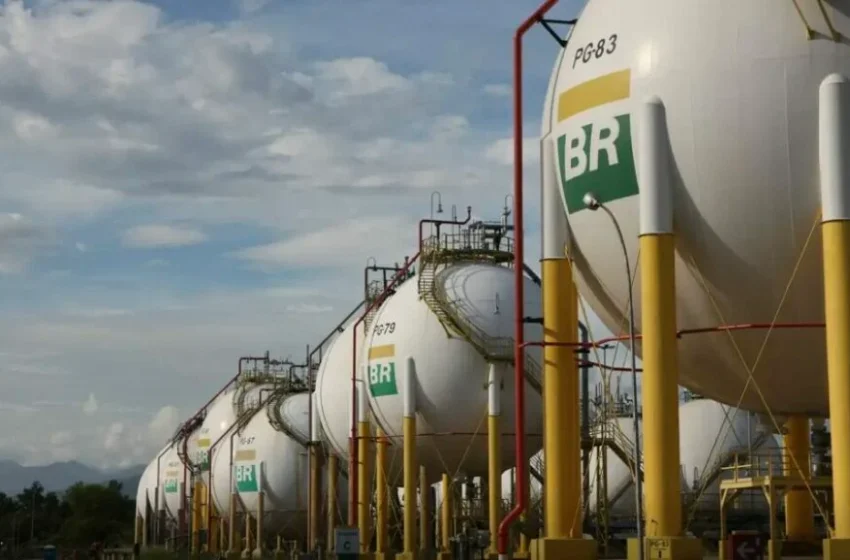 Petrobras reduz em 14% preço do gás natural para distribuidoras
