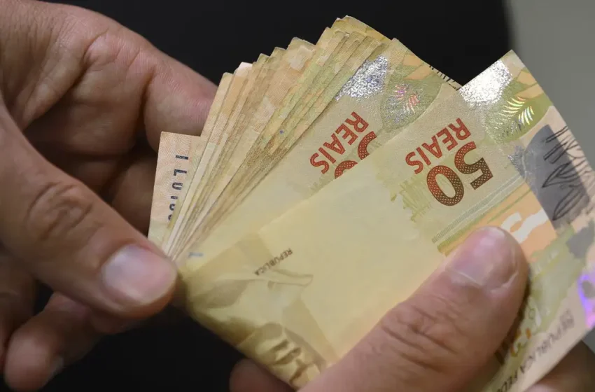  Caixa paga Bolsa Família a beneficiários com NIS de final 3