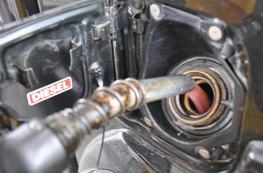 Preço do diesel sobe na refinaria do RN; gasolina fica estável