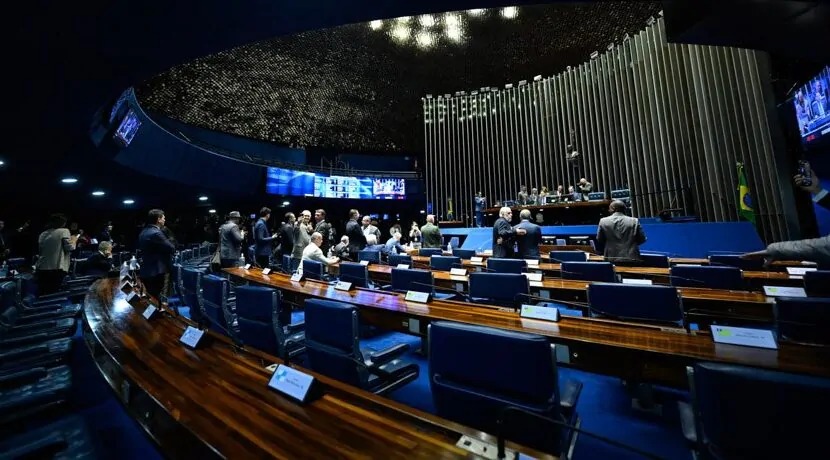Senado aprova proposta que altera a Lei da Ficha Limpa e muda prazos para inelegibilidade