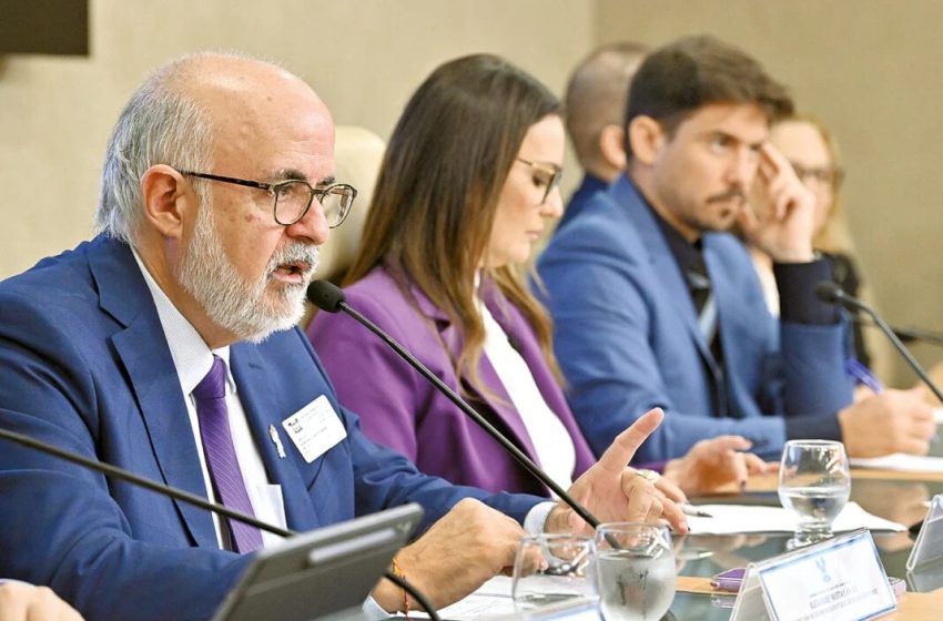 Secretário diz que dívida da Sesap chega a R$ 500 milhões