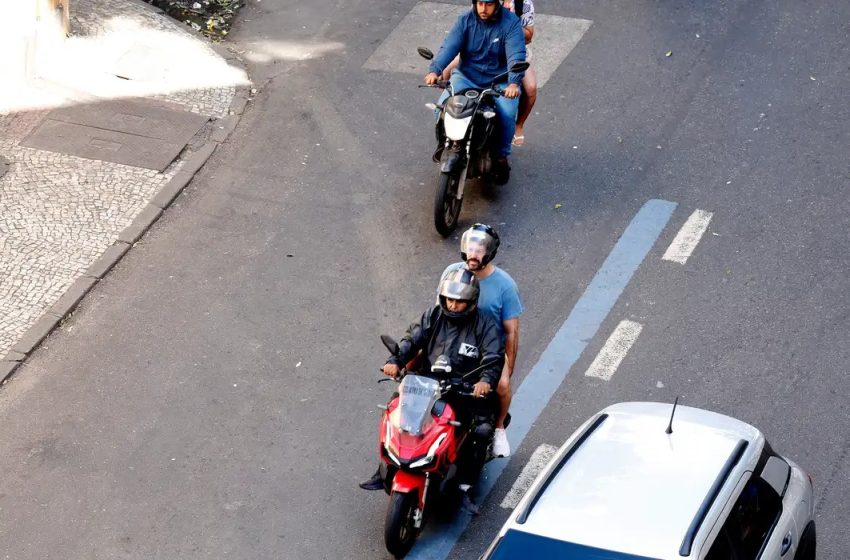  Número de trabalhadores por aplicativo cresce 25% e chega a 1,7 milhão