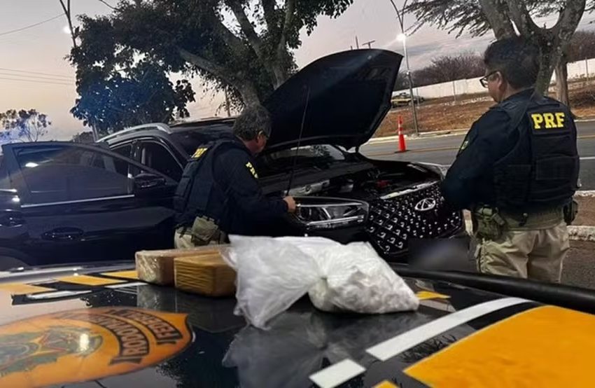  Homem é preso ao ser flagrado com drogas, documentos falsos e carro adulterado na BR-226 no RN