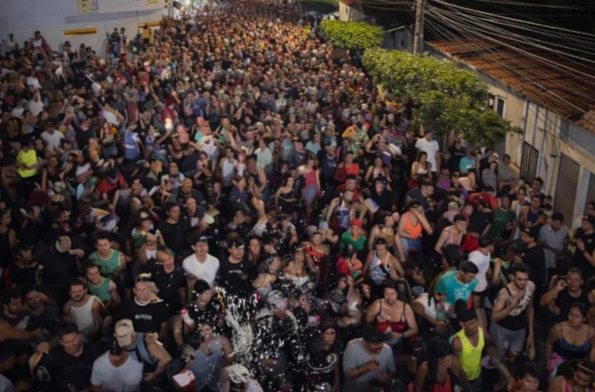  Carnaval do Povo 2026 se consolida como o maior já realizado em Santa Cruz, diz prefeitura