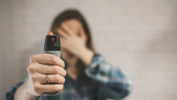  Câmara aprova liberação de spray de pimenta para mulheres a partir de 16 anos