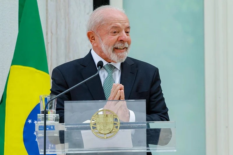  Lula assina decretos com novas regras para big techs no Brasil