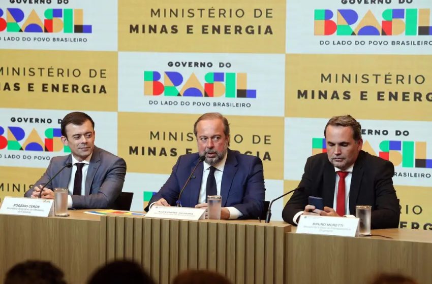  Governo cria subsídio de até R$ 0,89 para segurar preço da gasolina