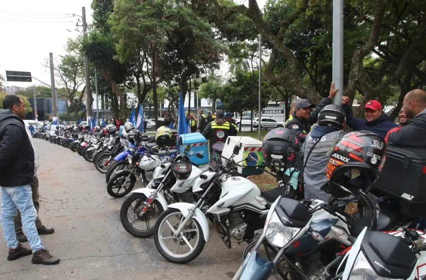  Governo prepara linha de crédito para motociclistas de aplicativos