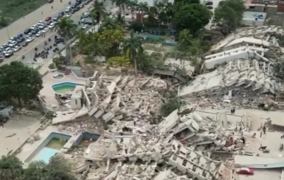 Número de mortos por terremoto na Venezuela sobe para 1.450