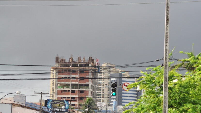  Inmet emite alerta de chuvas intensas para Natal e outros 108 municípios do RN